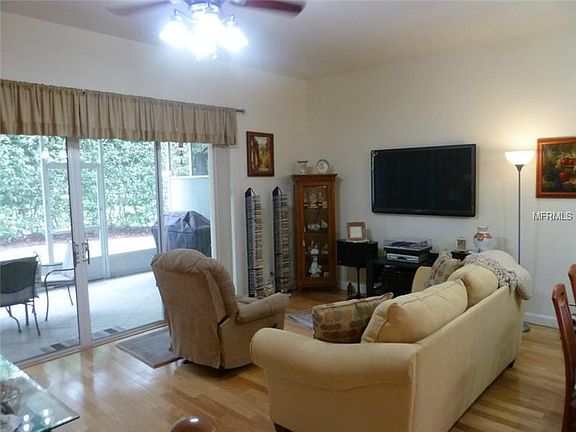 4th image of 2983 Estancia Pl