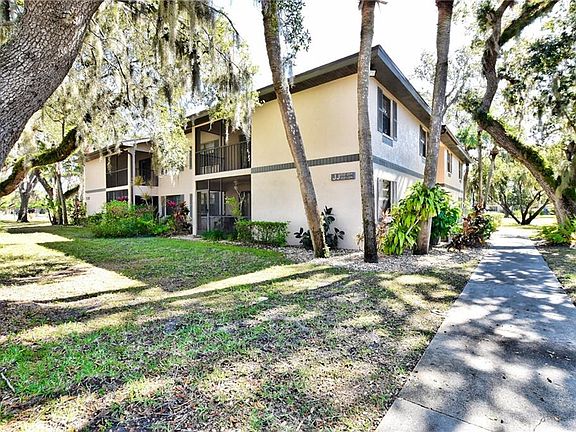 2nd image of 19505 Quesada Ave #J