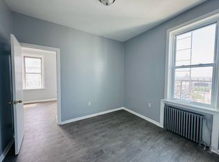 1310 14th St SUITE 21E, North Bergen, NJ 07047