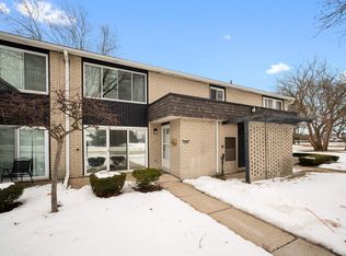 8201 Kennedy Cir Unit 3, Warren, MI 48093