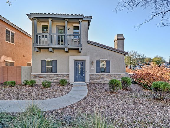 3rd image of 14167 W Country Gables Dr