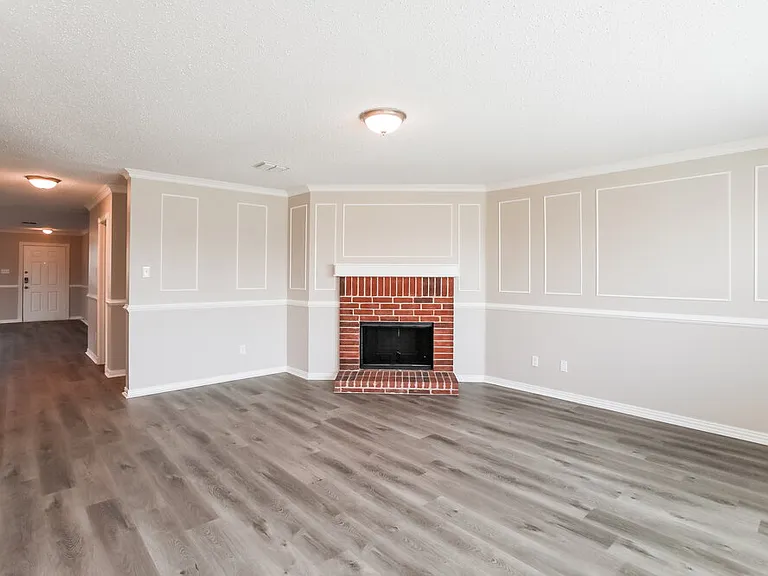 6120 Countess Ln — Photo 4