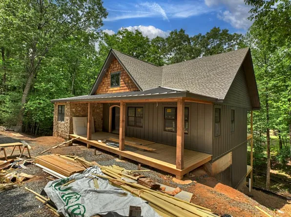 514 Shenendoa Dr, Ellijay, GA 30540