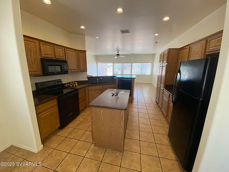 1095 S Forest Ridge Dr — Photo 9