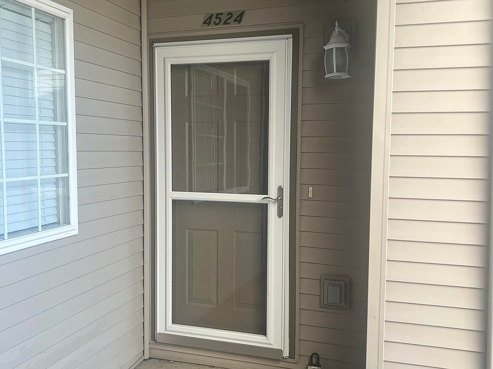 1st image of 4524 N Thornhill Dr