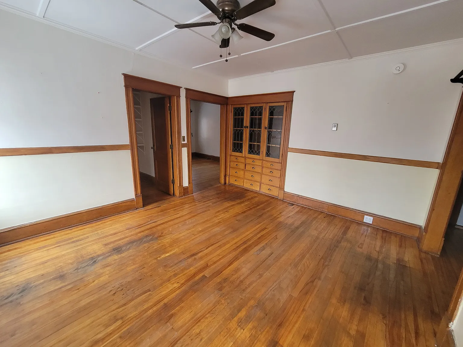 3 bed, 950 sqft, $850 — Photo 2