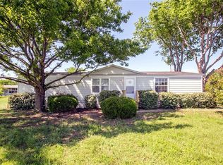 9840 Meadow Ranch Rd, Justin, TX 76247