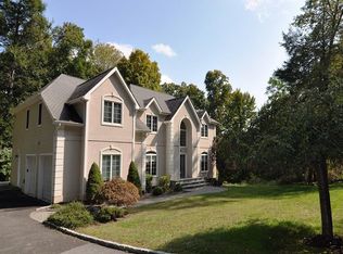 27 Bedell Rd, Katonah, NY 10536