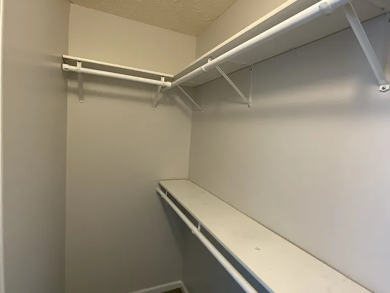 5600 Sugar Crossing Dr — Photo 15