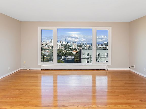 3rd image of 990 Baker St #B