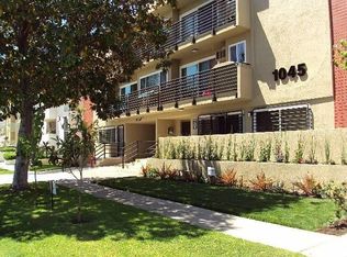 1045 S Sherbourne Dr, Los Angeles, CA 90035