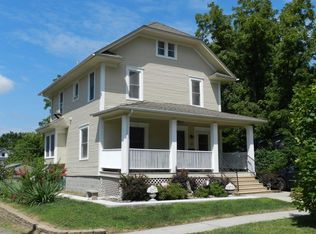 122S S Fillmore St, Maryville, MO 64468