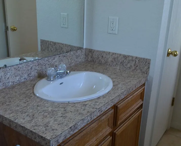 603 Bermuda — Photo 32