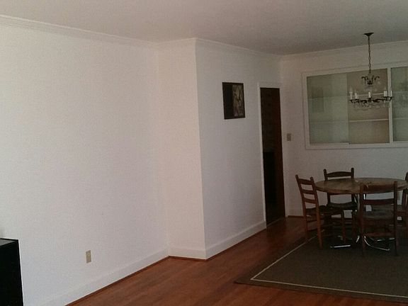 4th image of 1588 Marshall St