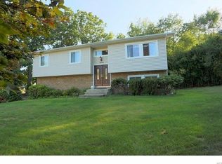 11 Carriage Ln, Spring Valley, NY 10977
