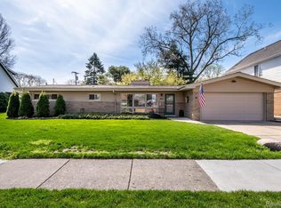 920 Montrose Ave, Royal Oak, MI 48073