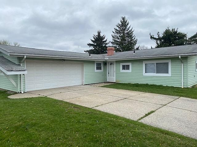 1st image of 263 Stratford Dr