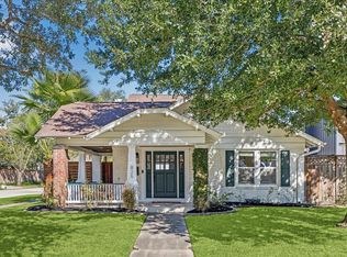 825 Merrill St, Houston, TX 77009