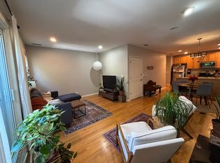 1241 N Maplewood Ave #2, Chicago, IL 60622