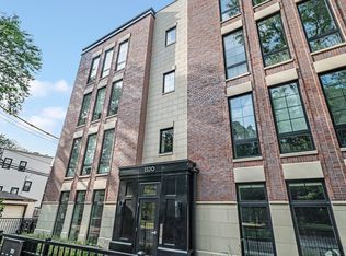 1320 W Lexington St #1W, Chicago, IL 60607