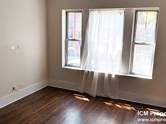 2nd image of 3453 N Wolcott Ave #3F