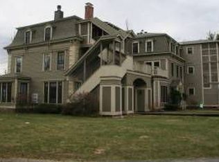 34 Goodnow Rd APT 2, Princeton, MA 01541