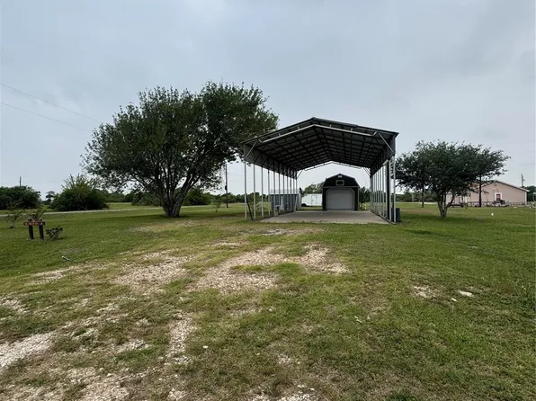 16 & 36 Redfish Ln, Palacios, TX 77465