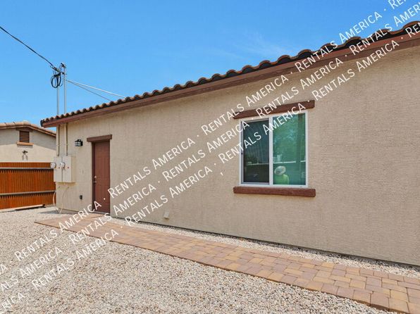 3727 N Stone Ave UNIT 2
