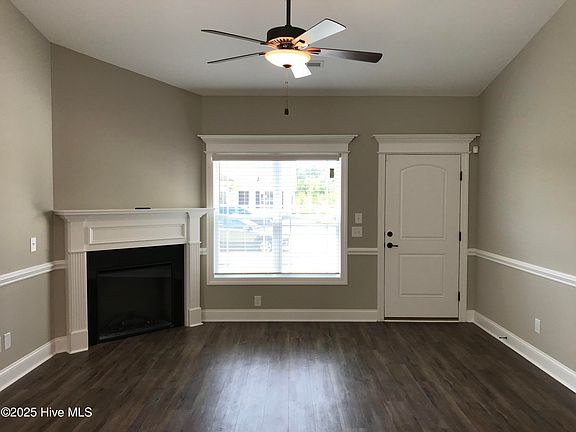 2nd image of 2304 Sweet Bay Dr #B