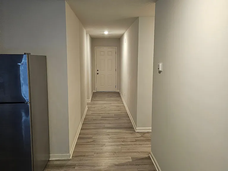 318 Post Oak Dr — Photo 3