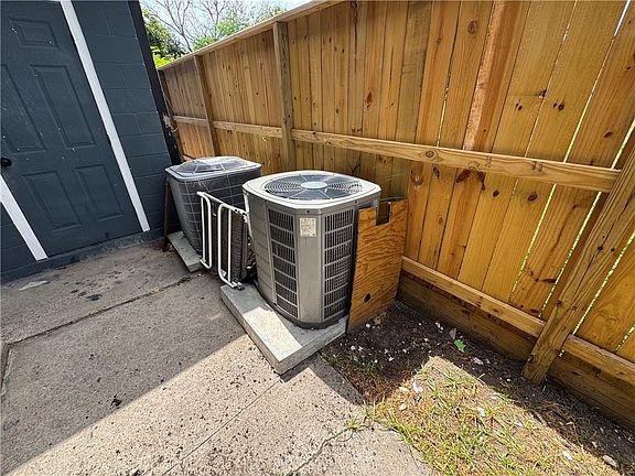 2nd image of 2509 Ruth St