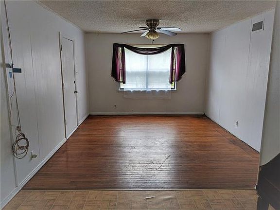 3rd image of 1108 Sunnyvale Dr