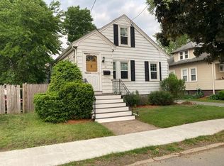 15 Ellsworth Rd, Peabody, MA 01960