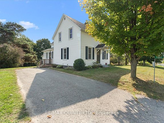 2nd image of 1501 County Road 12 Rd