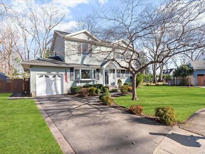 4 Camlon Court, Huntington, NY, 11743