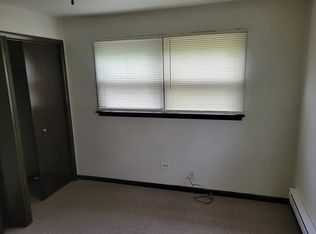 1379 River Dr APT 1, Calumet City, IL