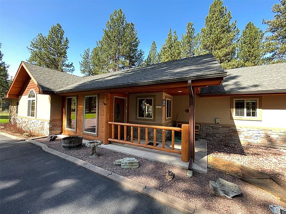 5th image of 233 Golf View Dr