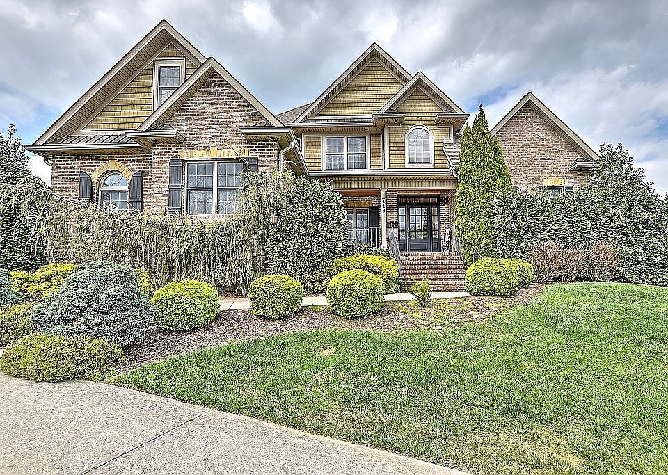 1st image of 113 Highland Gate Dr