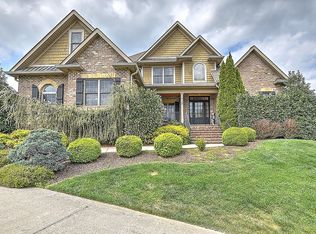 113 Highland Gate Dr, Johnson City, TN 37615