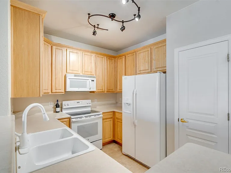 10477 W Hampden Ave #204 — Photo 13