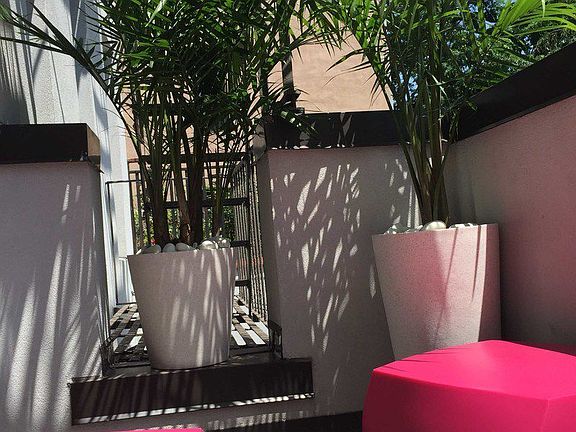 5th image of 208 Kingsland Ave APT 2R