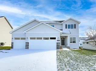 11501 5th St NE, Hanover, MN 55341