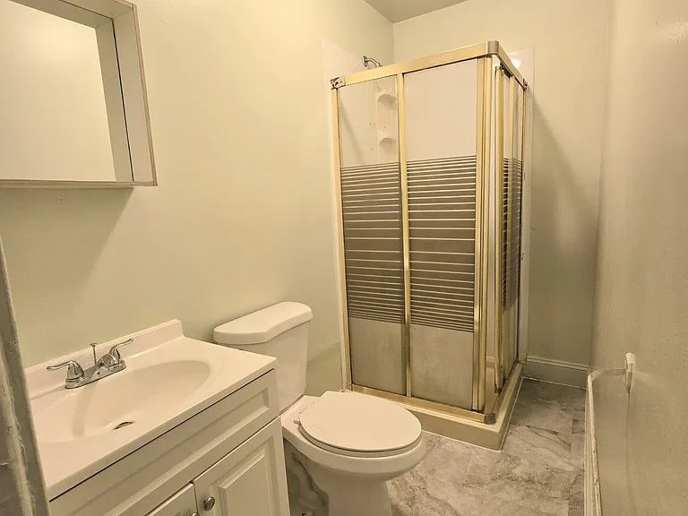 1416 Park Ave #2R — Photo 5