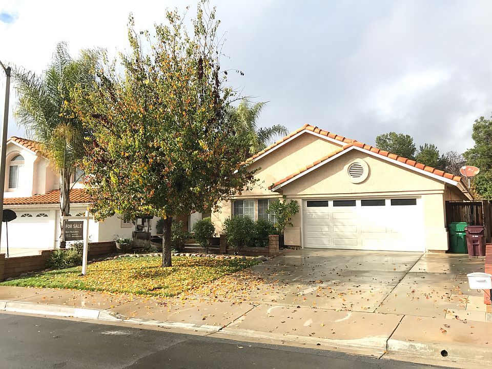 1st image of 39505 Calle San Clemente