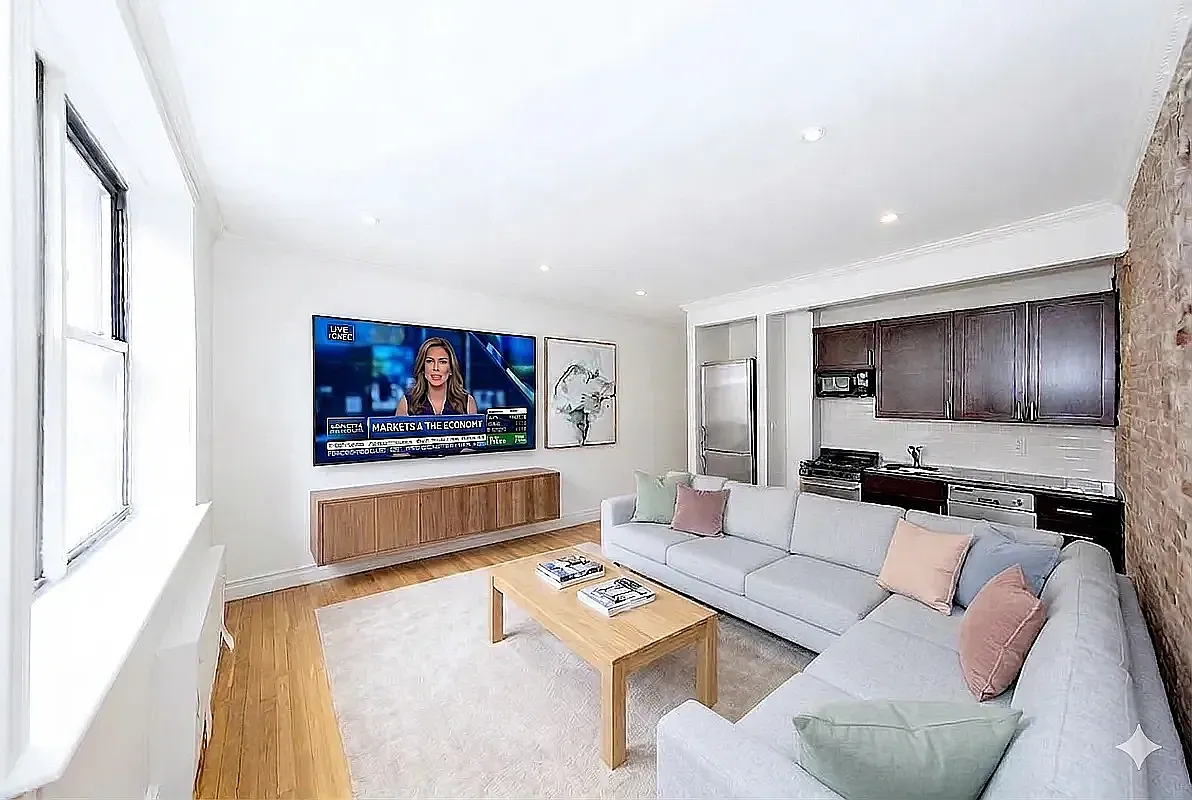 340 East 61st Street — Photo 1
