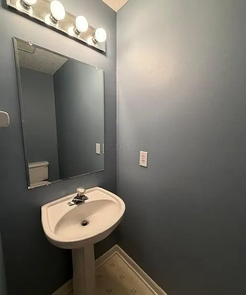 9372 Auburn Ave — Photo 18