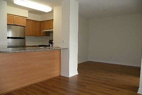 2nd image of 35 Hollywood Ave #712