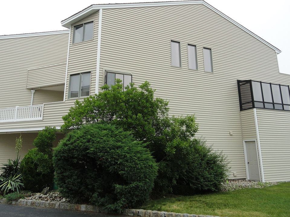 Waterfront with Southwest exposure