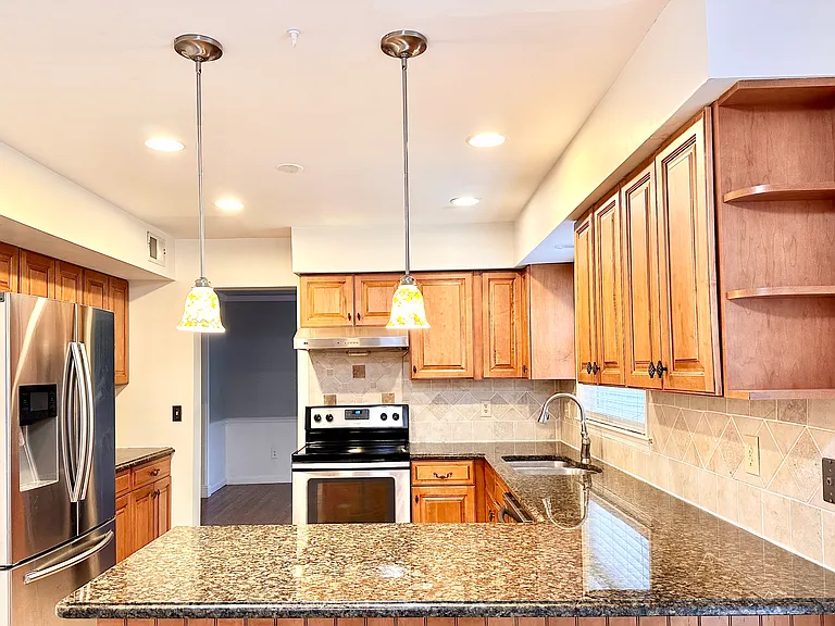 Logwood Ln — Photo 2