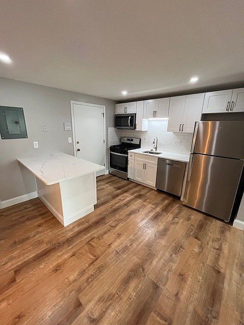 1st image of 5A Allen St #14